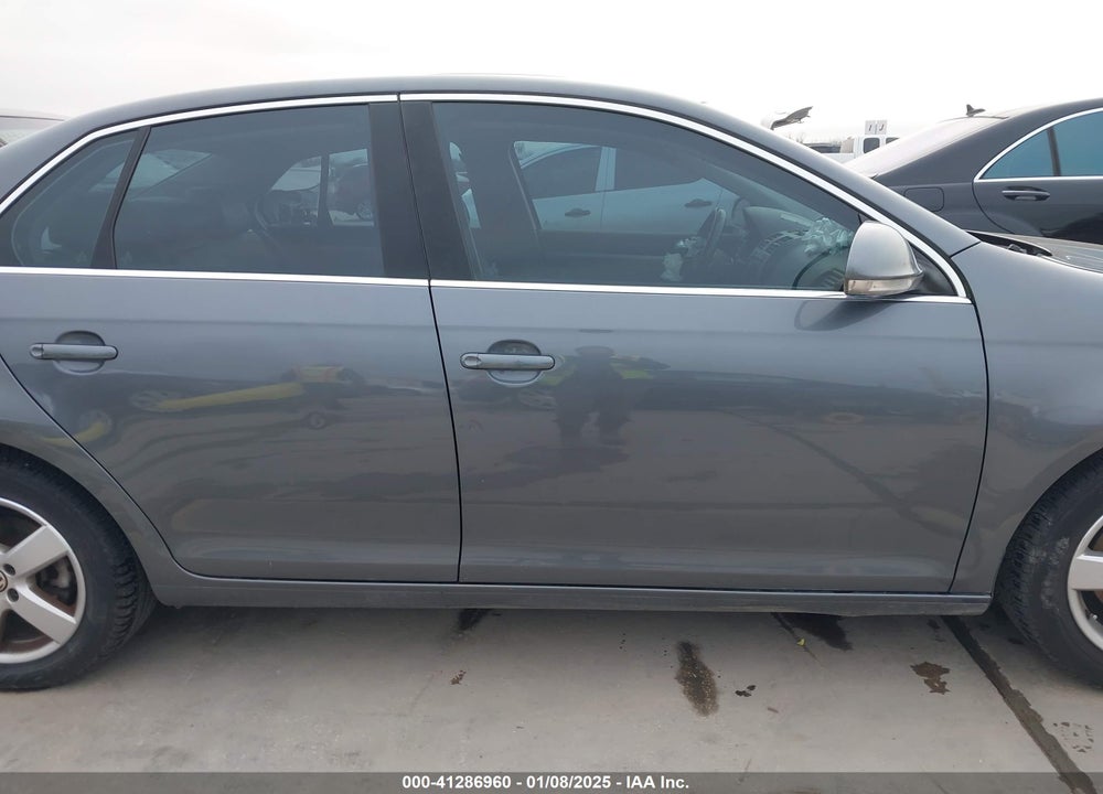 2008 VOLKSWAGEN JETTA SE VIN: 3VWRM71KX8M177889