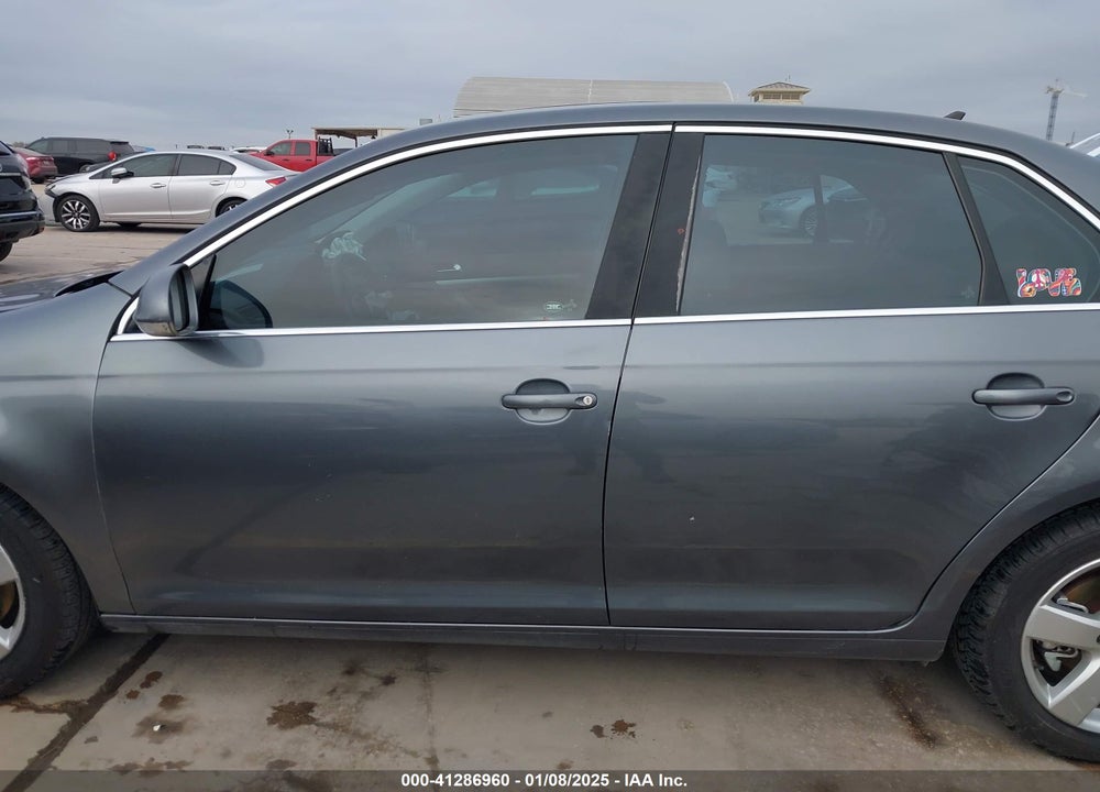 2008 VOLKSWAGEN JETTA SE VIN: 3VWRM71KX8M177889