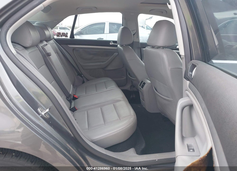 2008 VOLKSWAGEN JETTA SE VIN: 3VWRM71KX8M177889