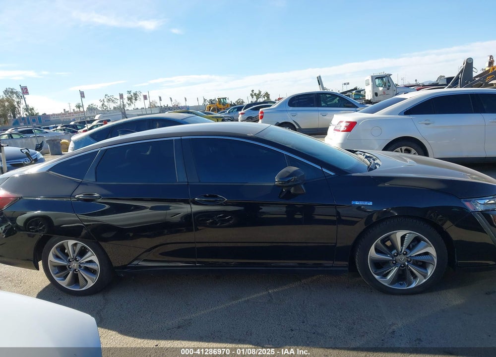 2018 HONDA CLARITY PLUG-IN HYBRID TOURING VIN: JHMZC5F32JC002070