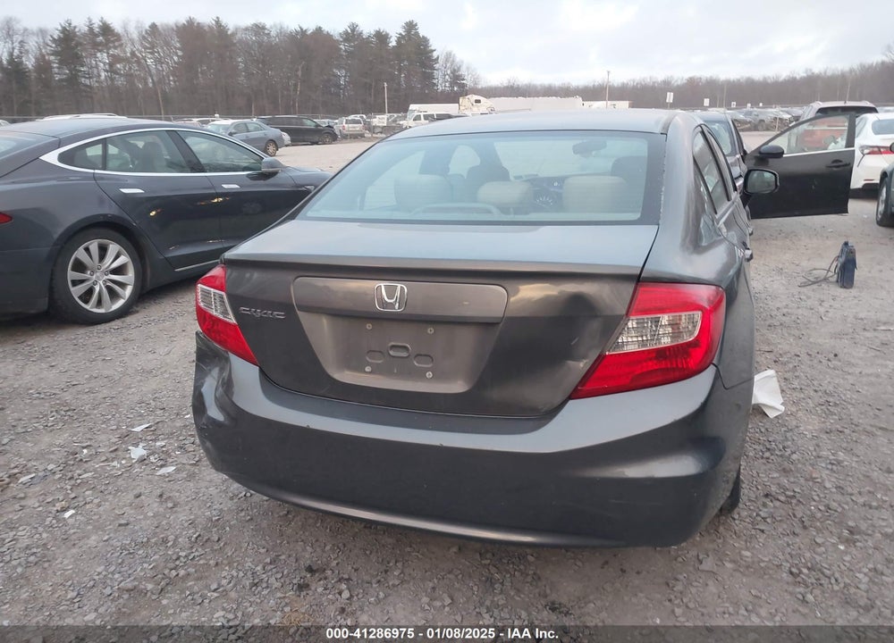 2012 HONDA CIVIC SDN VIN: 2HGFB2F50CH589619