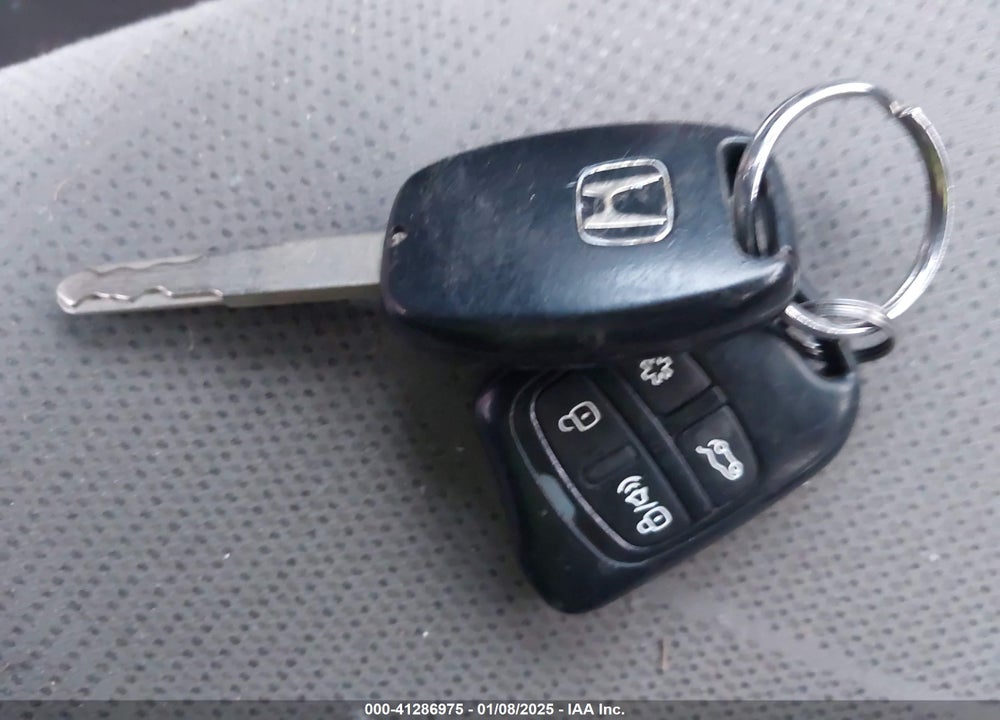 2012 HONDA CIVIC SDN VIN: 2HGFB2F50CH589619