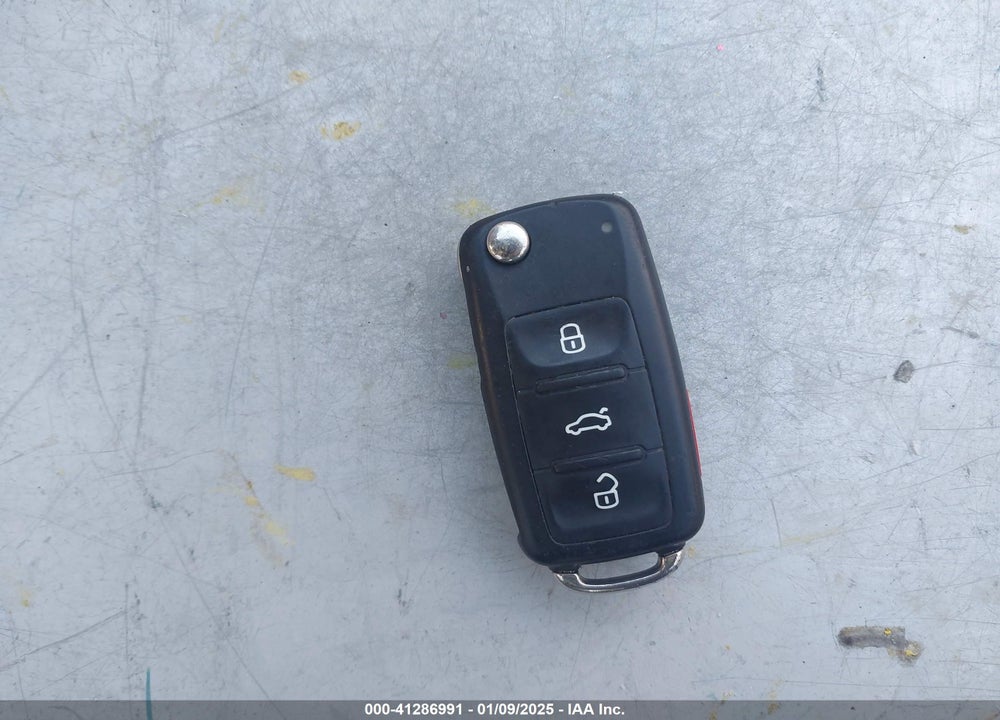 2012 VOLKSWAGEN JETTA VIN: 3VW2K7AJ8CM301858