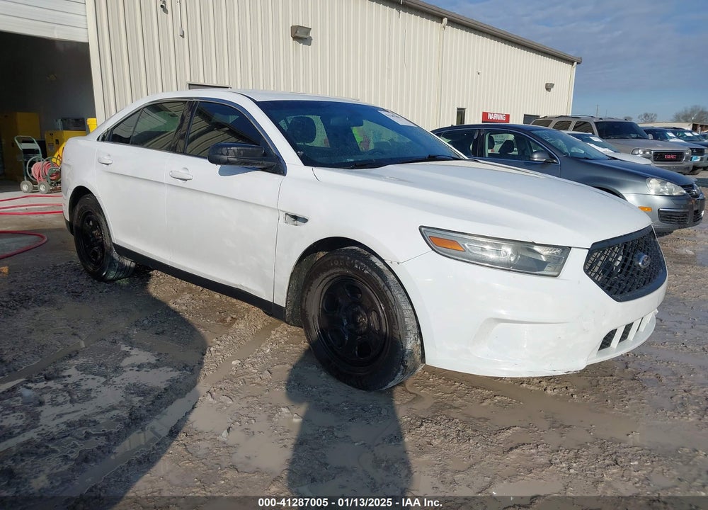 2013 FORD POLICE INTERCEPTOR VIN: 1FAHP2M82DG139074