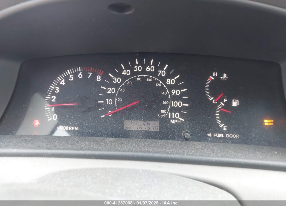2005 TOYOTA COROLLA LE VIN: 1NXBR32E65Z488553