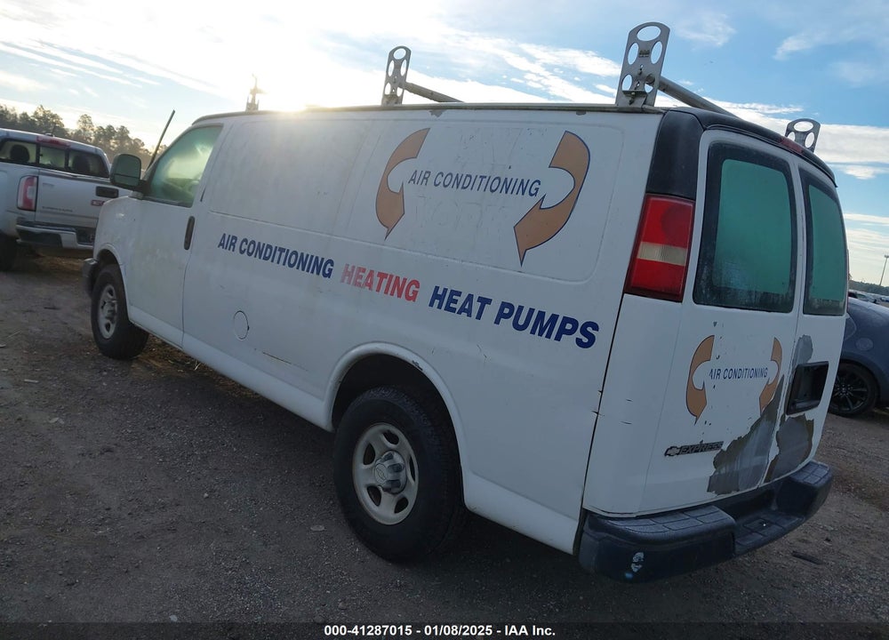 2008 CHEVROLET EXPRESS WORK VAN VIN: 1GCFG15X081122879