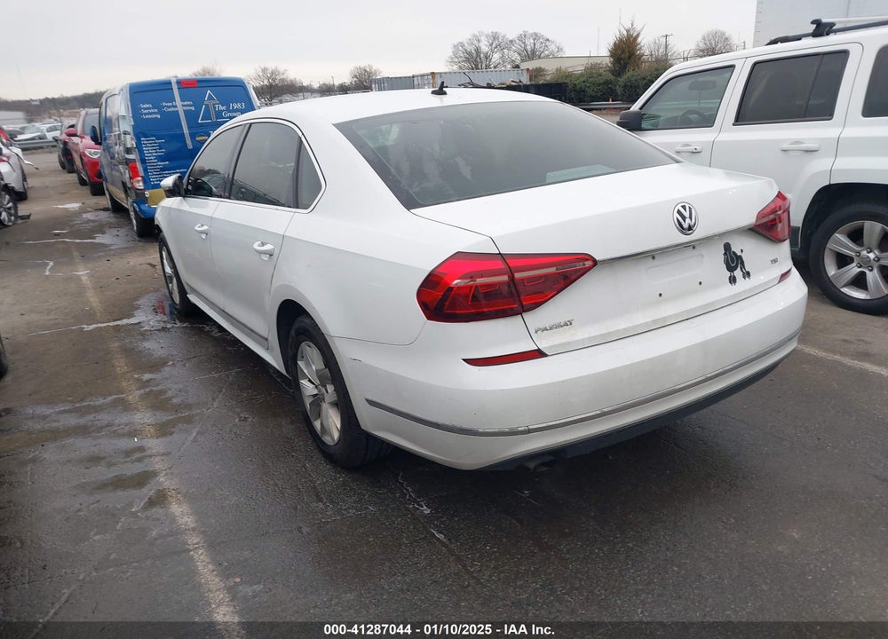 2017 VOLKSWAGEN PASSAT 1.8T S VIN: 1VWAT7A3XHC067757