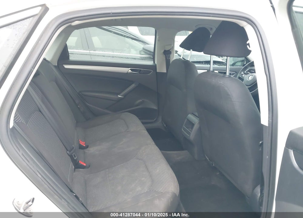 2017 VOLKSWAGEN PASSAT 1.8T S VIN: 1VWAT7A3XHC067757