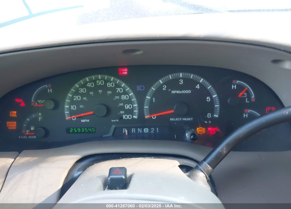 2002 FORD F-150 LARIAT/XLT VIN: 1FTRW08L22KC65014