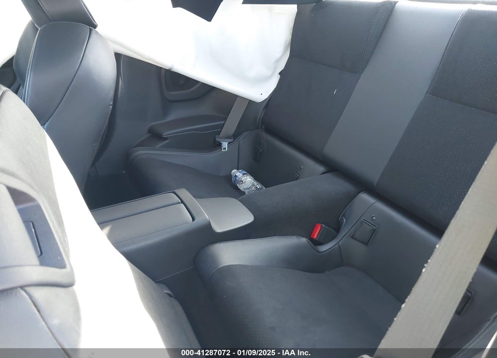 2024 TOYOTA GR86 PREMIUM VIN: JF1ZNBE18R8752426