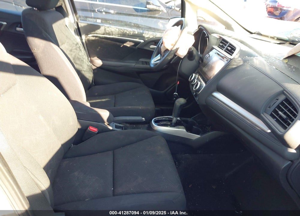 2017 HONDA FIT VIN: JHMGK5H70HS013613