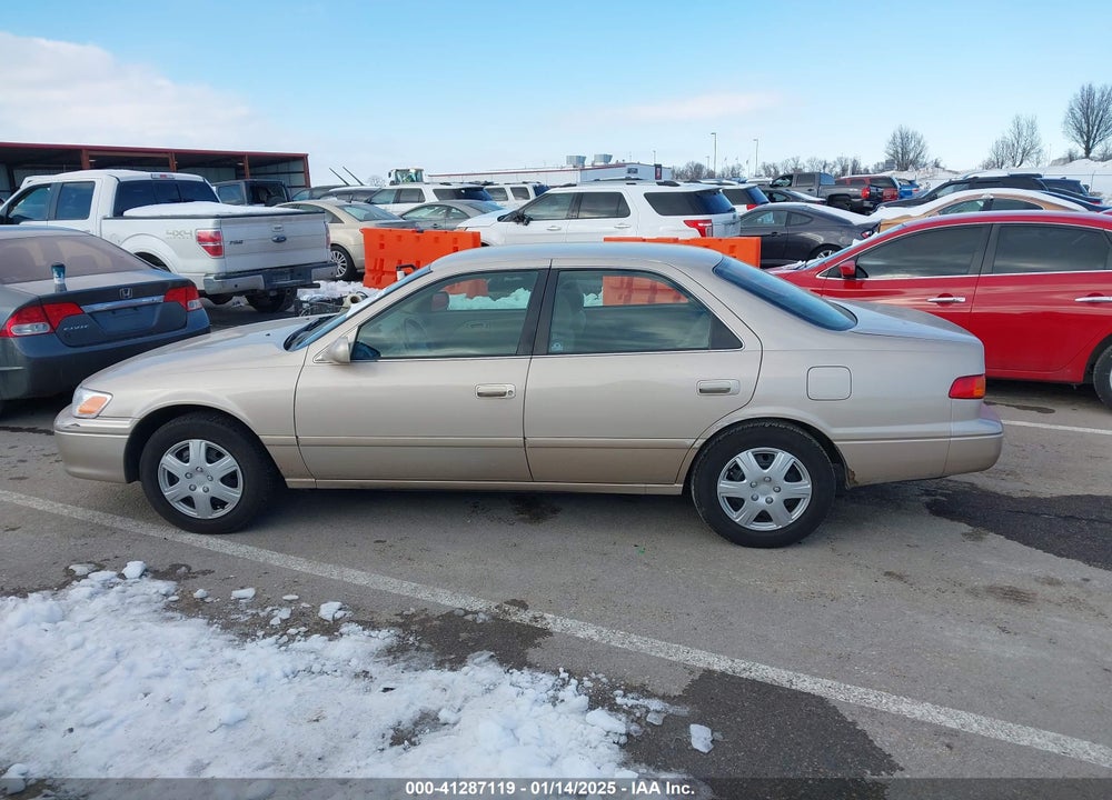 2001 TOYOTA CAMRY CE/LE/XLE VIN: 4T1BG22K21U083757