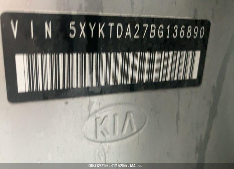2011 KIA SORENTO LX V6 VIN: 5XYKTDA27BG136890