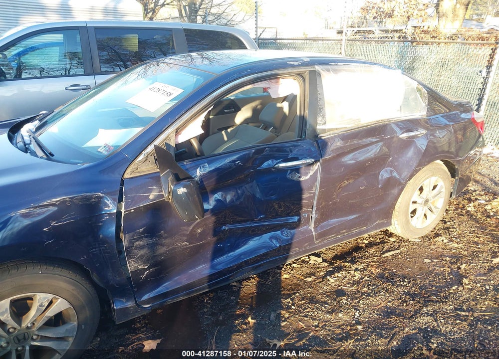 2015 HONDA ACCORD LX VIN: 1HGCR2F38FA127714