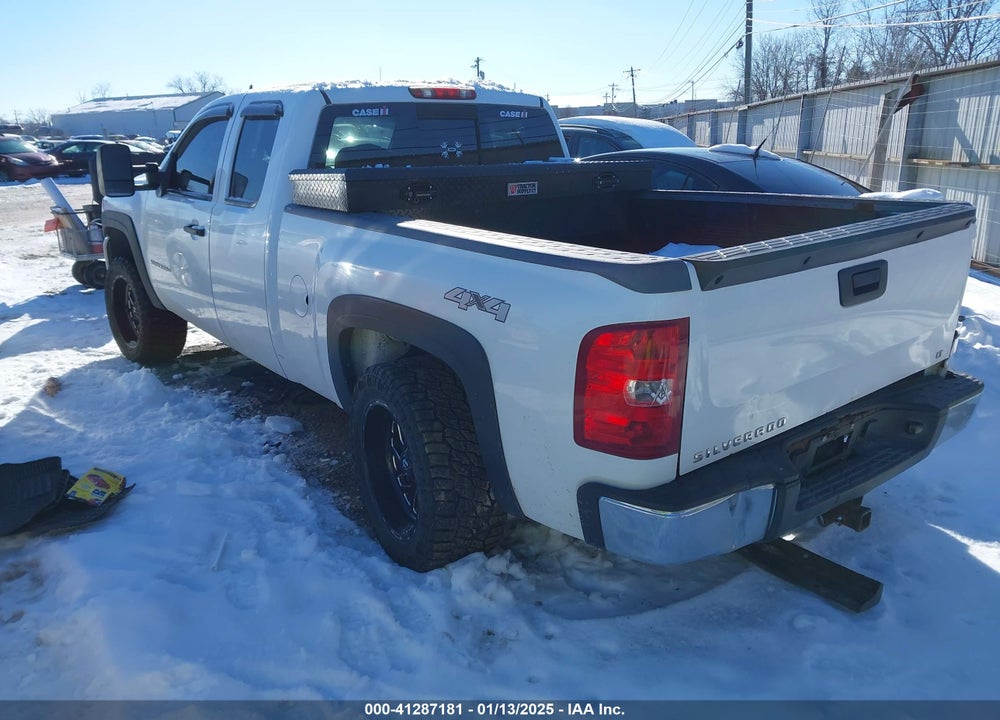 2010 CHEVROLET SILVERADO 1500 LT VIN: 1GCSKSE39AZ166421