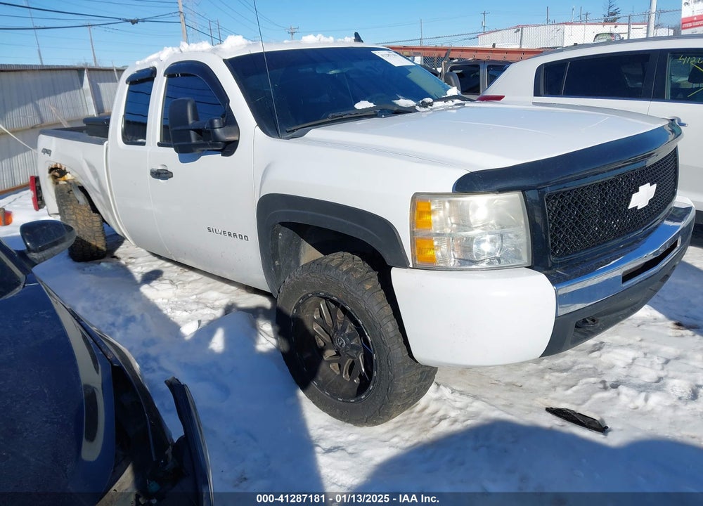 2010 CHEVROLET SILVERADO 1500 LT VIN: 1GCSKSE39AZ166421