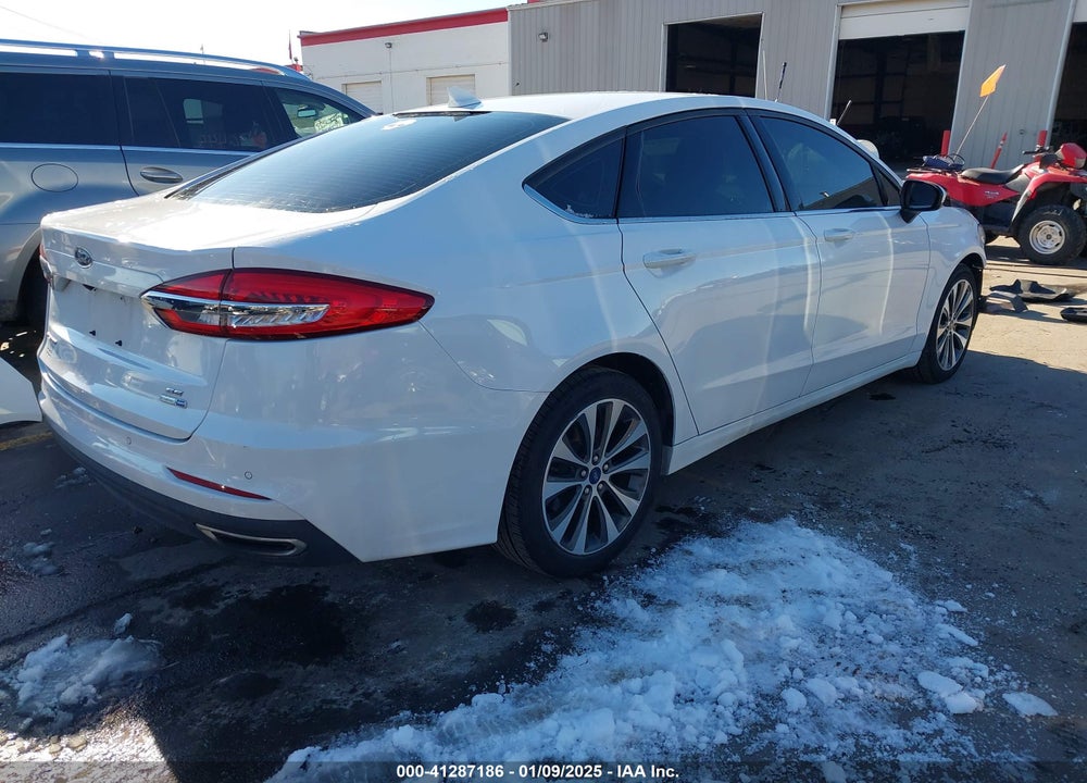 2020 FORD FUSION SE VIN: 3FA6P0T92LR150816