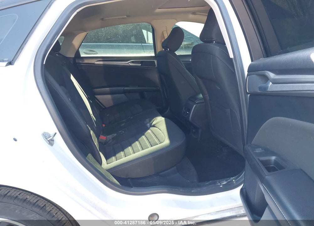 2020 FORD FUSION SE VIN: 3FA6P0T92LR150816