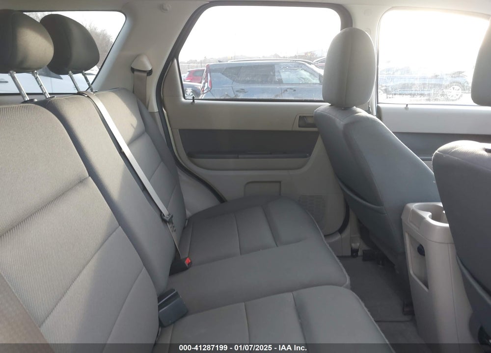 2009 FORD ESCAPE XLT VIN: 1FMCU93G29KC99180