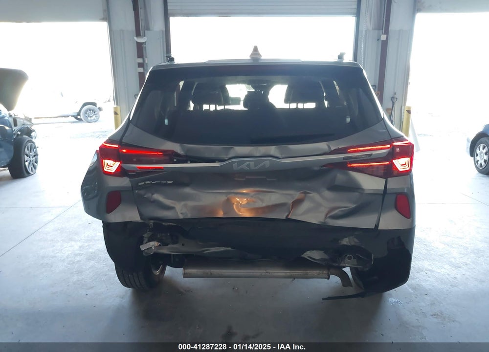 2023 KIA SELTOS S VIN: KNDEUCAA8P7385456