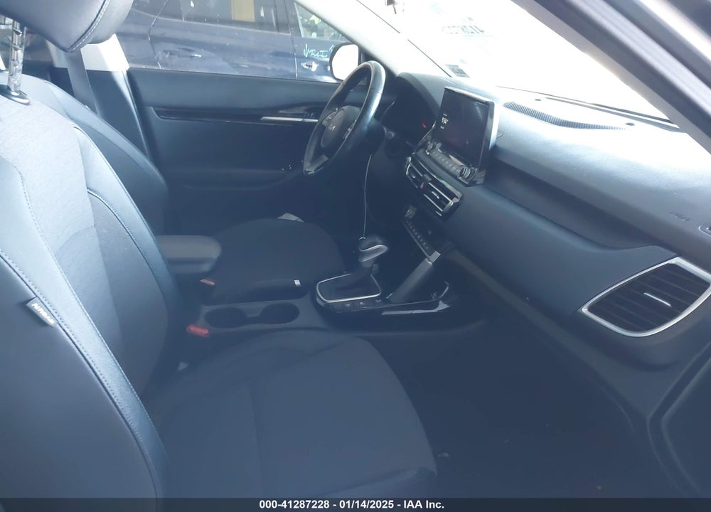 2023 KIA SELTOS S VIN: KNDEUCAA8P7385456