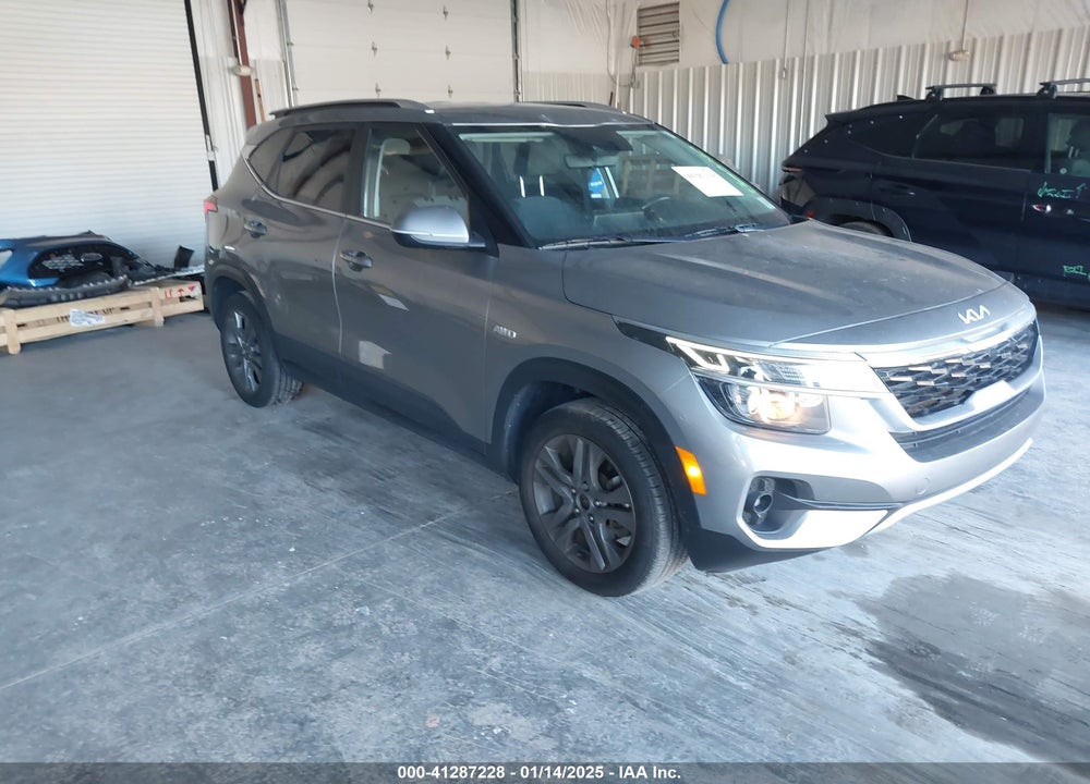 2023 KIA SELTOS S VIN: KNDEUCAA8P7385456