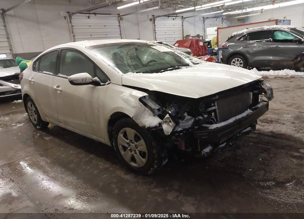 2018 KIA FORTE LX VIN: 3KPFK4A78JE190355