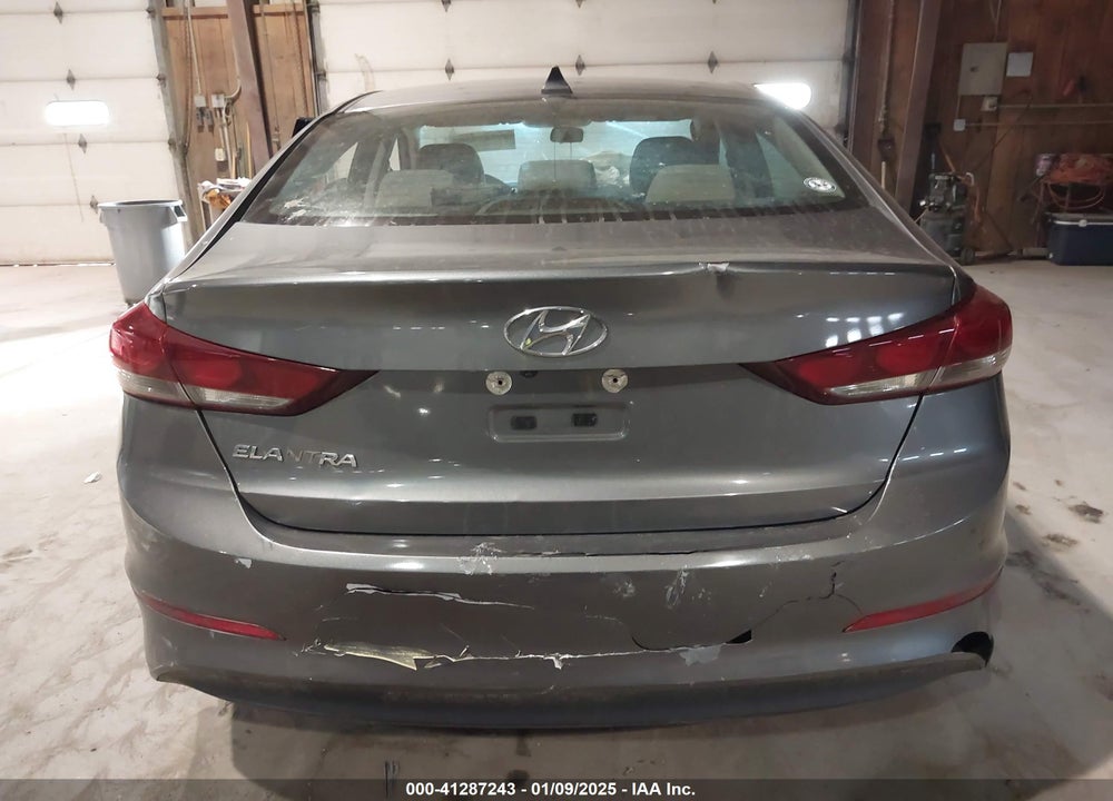 2018 HYUNDAI ELANTRA VIN: 5NPD84LF5JH333977