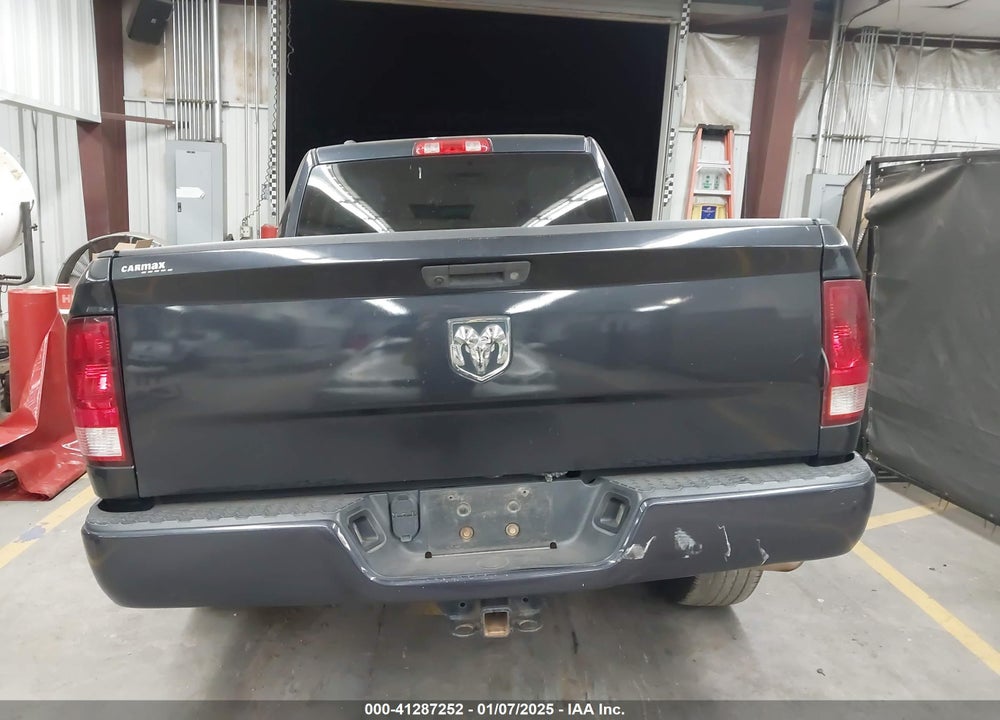2017 RAM 1500 VIN: 1C6RR7FG3HS522316