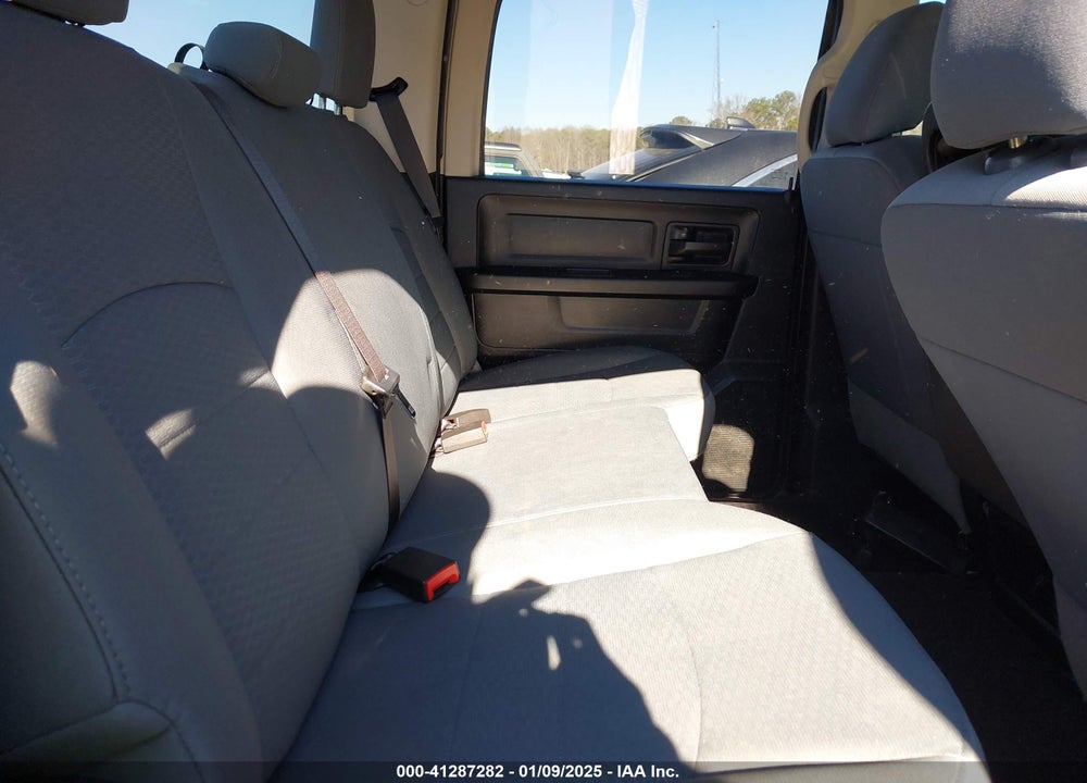 2017 RAM 1500 VIN: 1C6RR7KG1HS851117