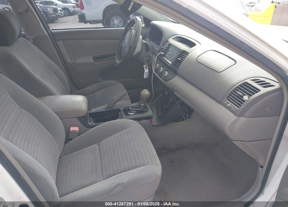 2005 TOYOTA CAMRY LE VIN: 4T1BE30K55U625776