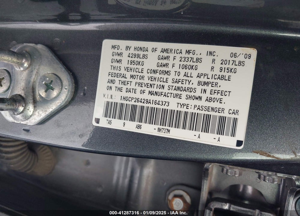 2009 HONDA ACCORD VIN: 1HGCP26429A164373