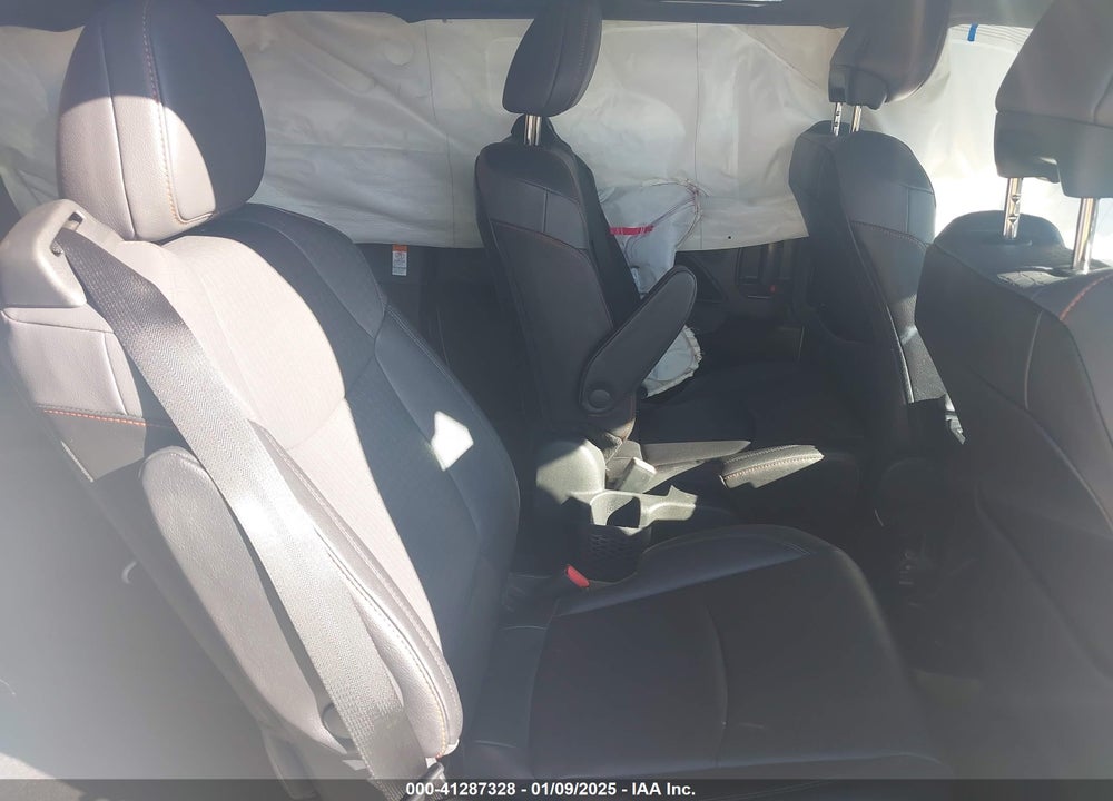 2024 TOYOTA SIENNA XSE VIN: 5TDXRKEC4RS200263