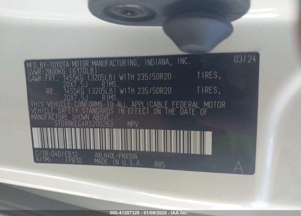 2024 TOYOTA SIENNA XSE VIN: 5TDXRKEC4RS200263