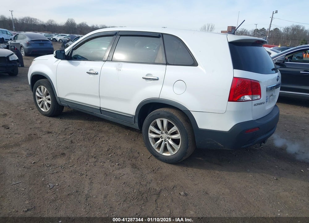 2011 KIA SORENTO EX V6 VIN: 5XYKU4A20BG009153