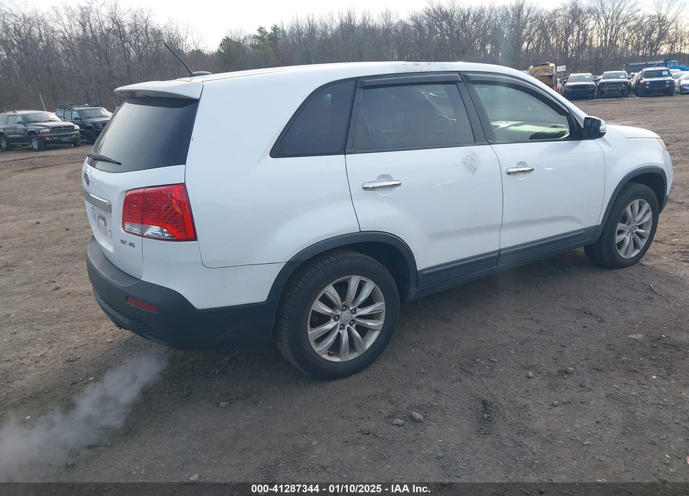 2011 KIA SORENTO EX V6 VIN: 5XYKU4A20BG009153