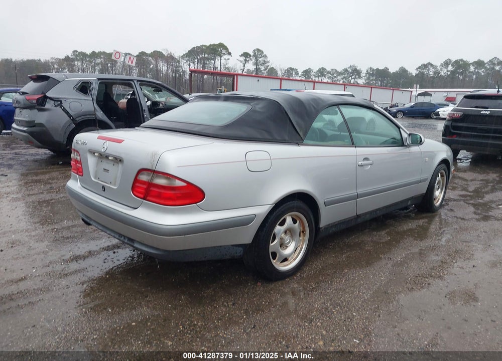 1999 MERCEDES-BENZ CLK 320 VIN: WDBLK65G5XT007517