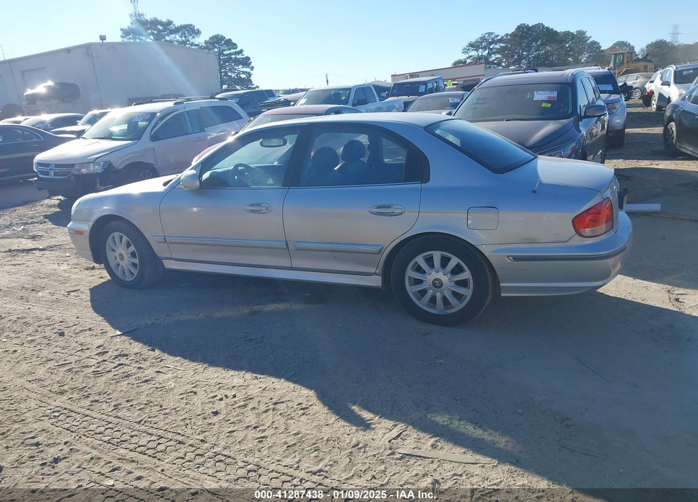 2004 HYUNDAI SONATA VIN: KMHWF35H94A019876