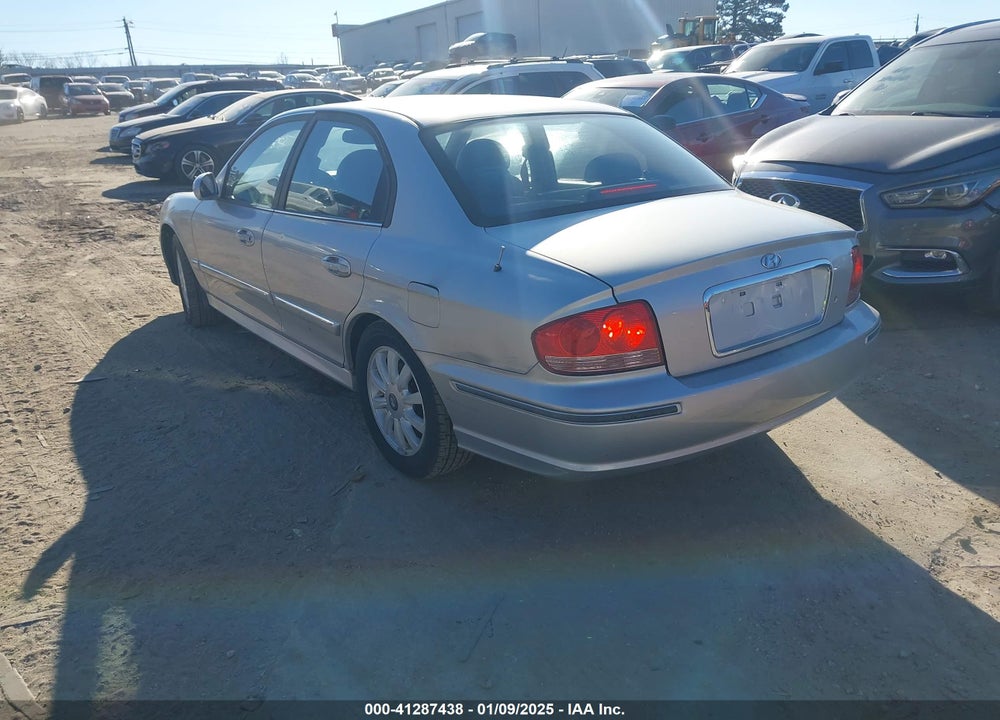 2004 HYUNDAI SONATA VIN: KMHWF35H94A019876