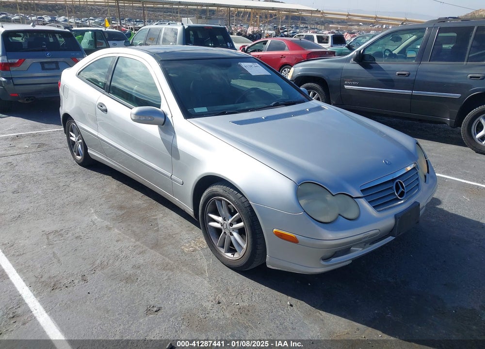 2002 MERCEDES-BENZ C 230 VIN: WDBRN47J62A268044
