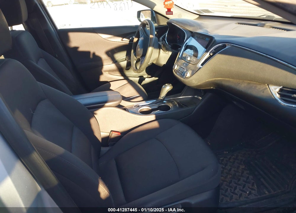 2019 CHEVROLET MALIBU VIN: 1G1ZD5STXKF107386