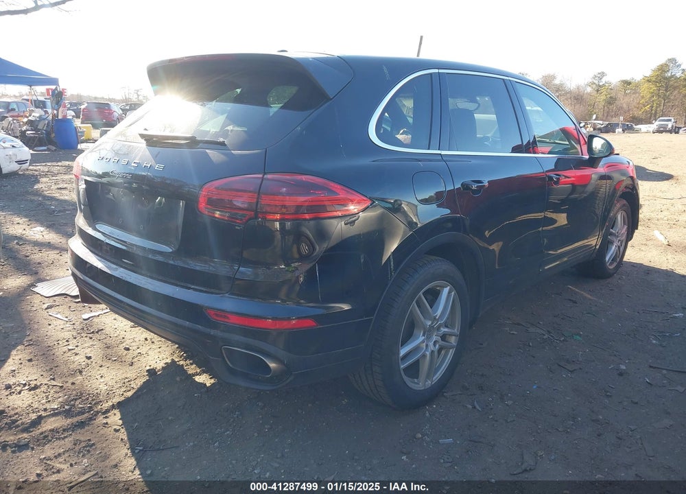2016 PORSCHE CAYENNE VIN: WP1AA2A22GLA11439