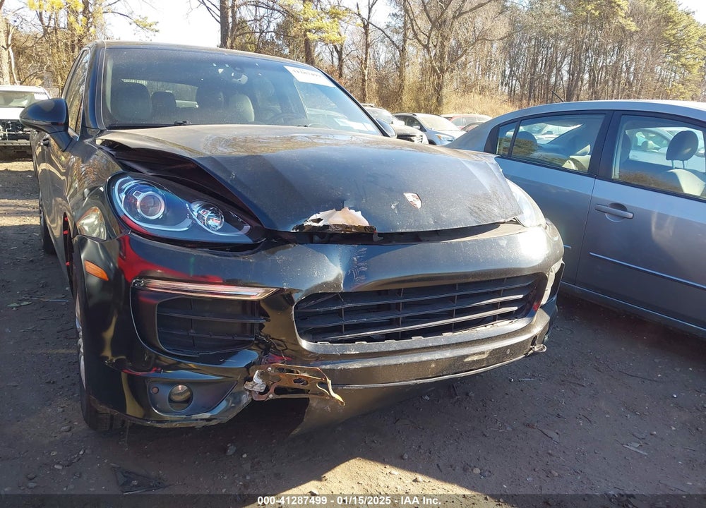 2016 PORSCHE CAYENNE VIN: WP1AA2A22GLA11439