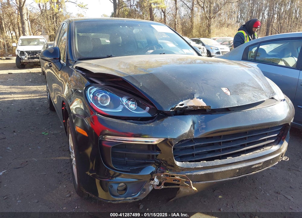 2016 PORSCHE CAYENNE VIN: WP1AA2A22GLA11439