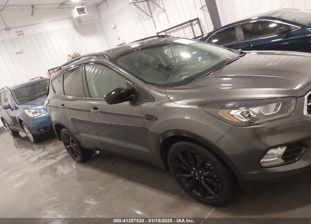 2018 FORD ESCAPE SE VIN: 1FMCU9GD1JUD18830