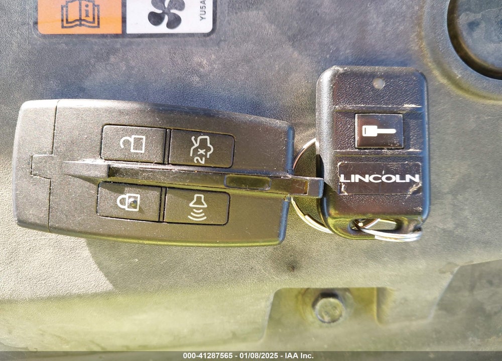 2012 LINCOLN MKS VIN: 1LNHL9ER0CG801671