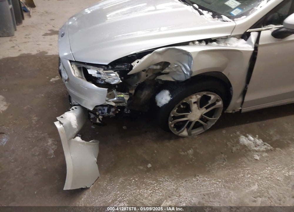 2017 FORD FUSION VIN: 3FA6P0T92HR230818