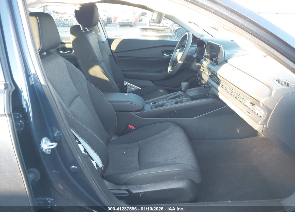 2024 HONDA ACCORD EX VIN: 1HGCY1F31RA038228