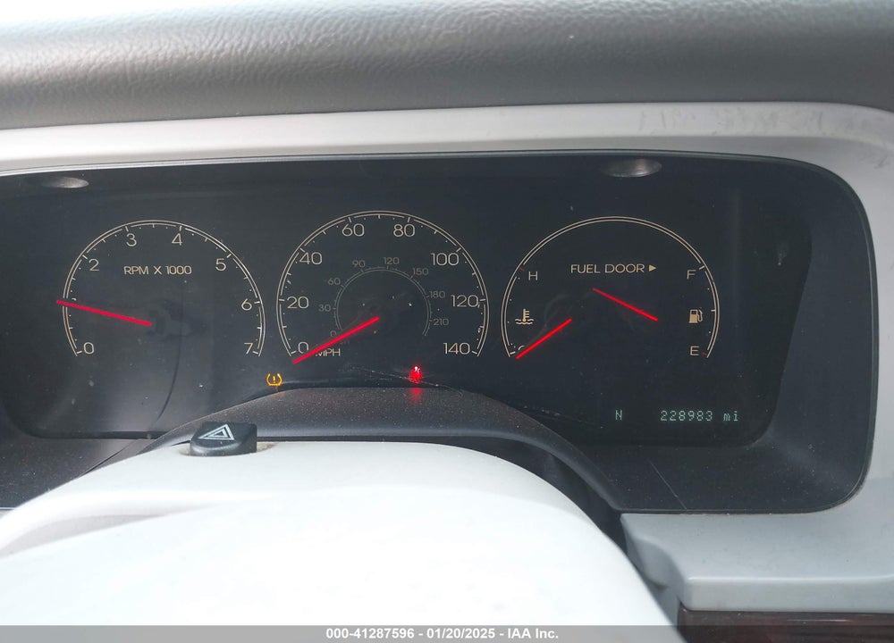 2004 LINCOLN AVIATOR VIN: 5LMEU88HX4ZJ43812