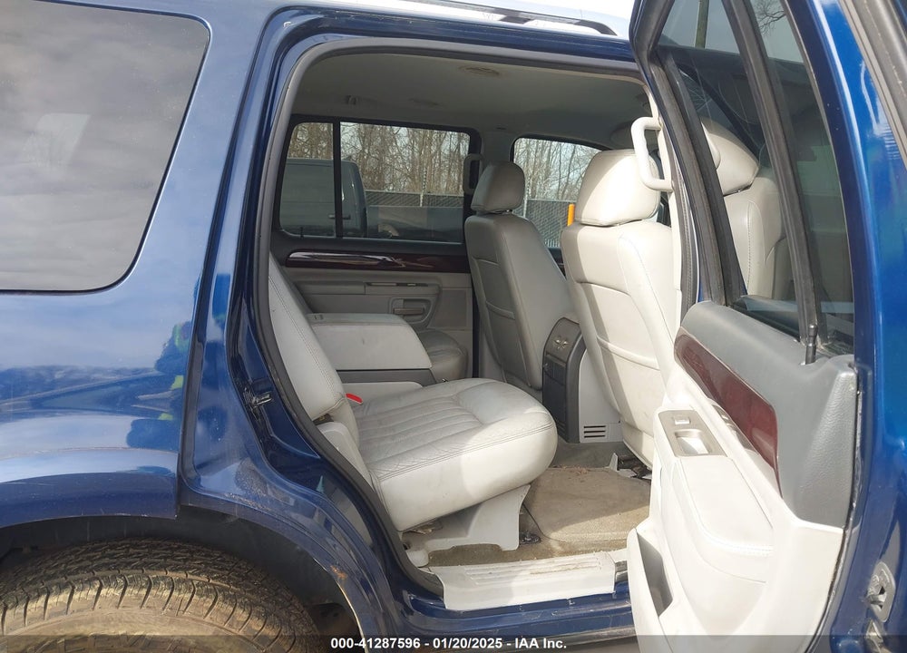 2004 LINCOLN AVIATOR VIN: 5LMEU88HX4ZJ43812